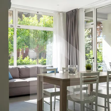 Apartment Homiday - Luminoso